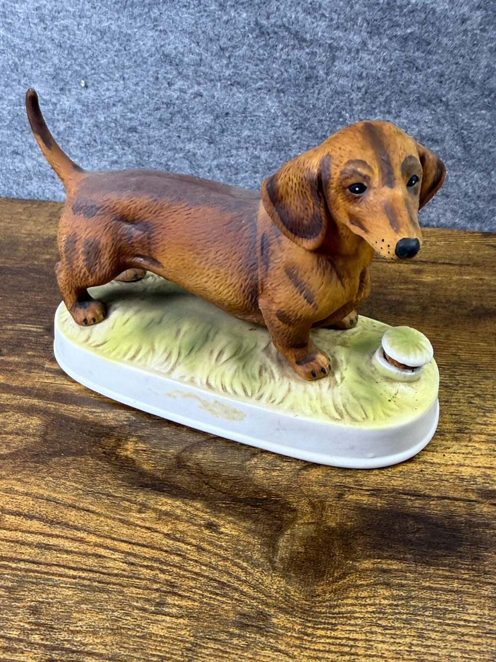 Original Lionstone Sculptured Porcelain 1977 Dachshund Figurine Decanter